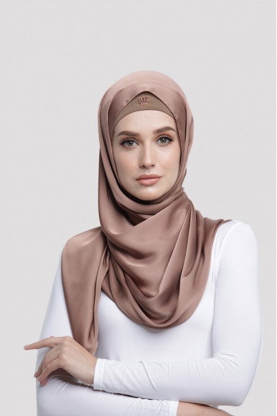 SATIN SILK SHAWL - TOASTED COCO SATIN SILK SHAWL - TOASTED COCO